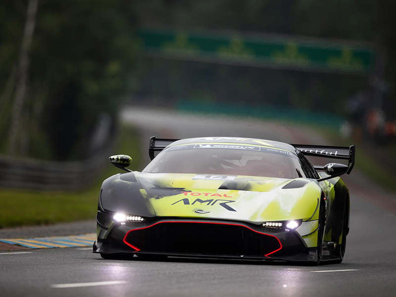 سيارات Aston Martin تتألق في مهرجان جودوود للسرعة 2018